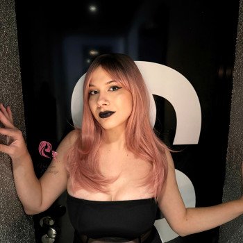 Perika Quinn pink