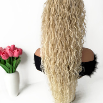 OMBRE PRIRODNO PLAVI KOVRČAVI FUTURA REP NA MREŽICU 70 CM