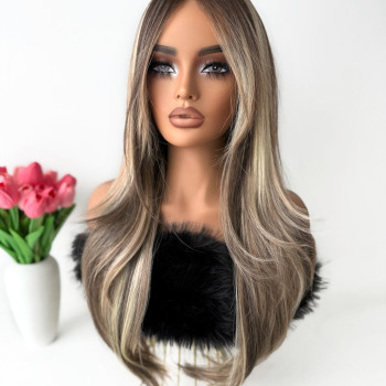 Wear&Go Luxury perika Sophia smeđa s plavim pramenovima (EXTRA GRIP)
